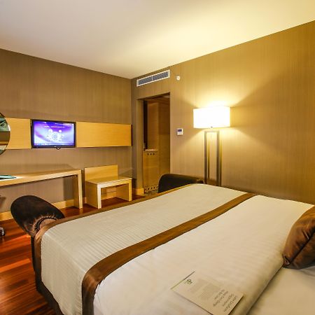 Dedeman Bostanci Istanbul Hotel & Convention Center Ngoại thất bức ảnh Deluxe Room