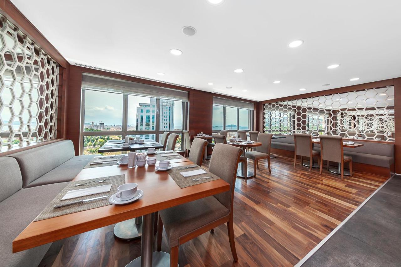 Dedeman Bostanci Istanbul Hotel & Convention Center Ngoại thất bức ảnh The restaurant
