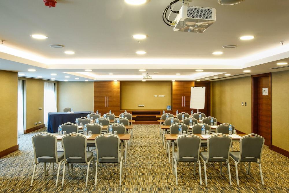 Dedeman Bostanci Istanbul Hotel & Convention Center Ngoại thất bức ảnh Meeting room