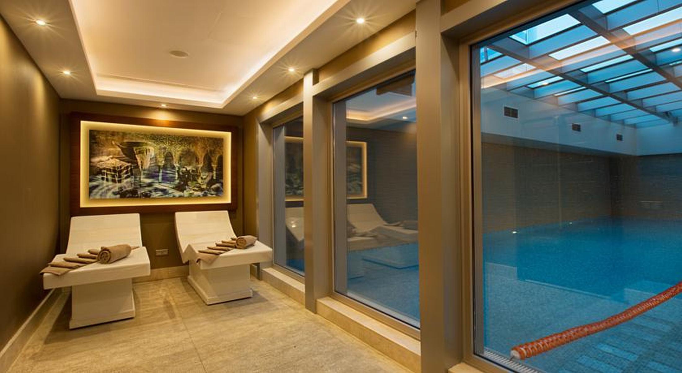 Dedeman Bostanci Istanbul Hotel & Convention Center Ngoại thất bức ảnh The spa at The Dorchester