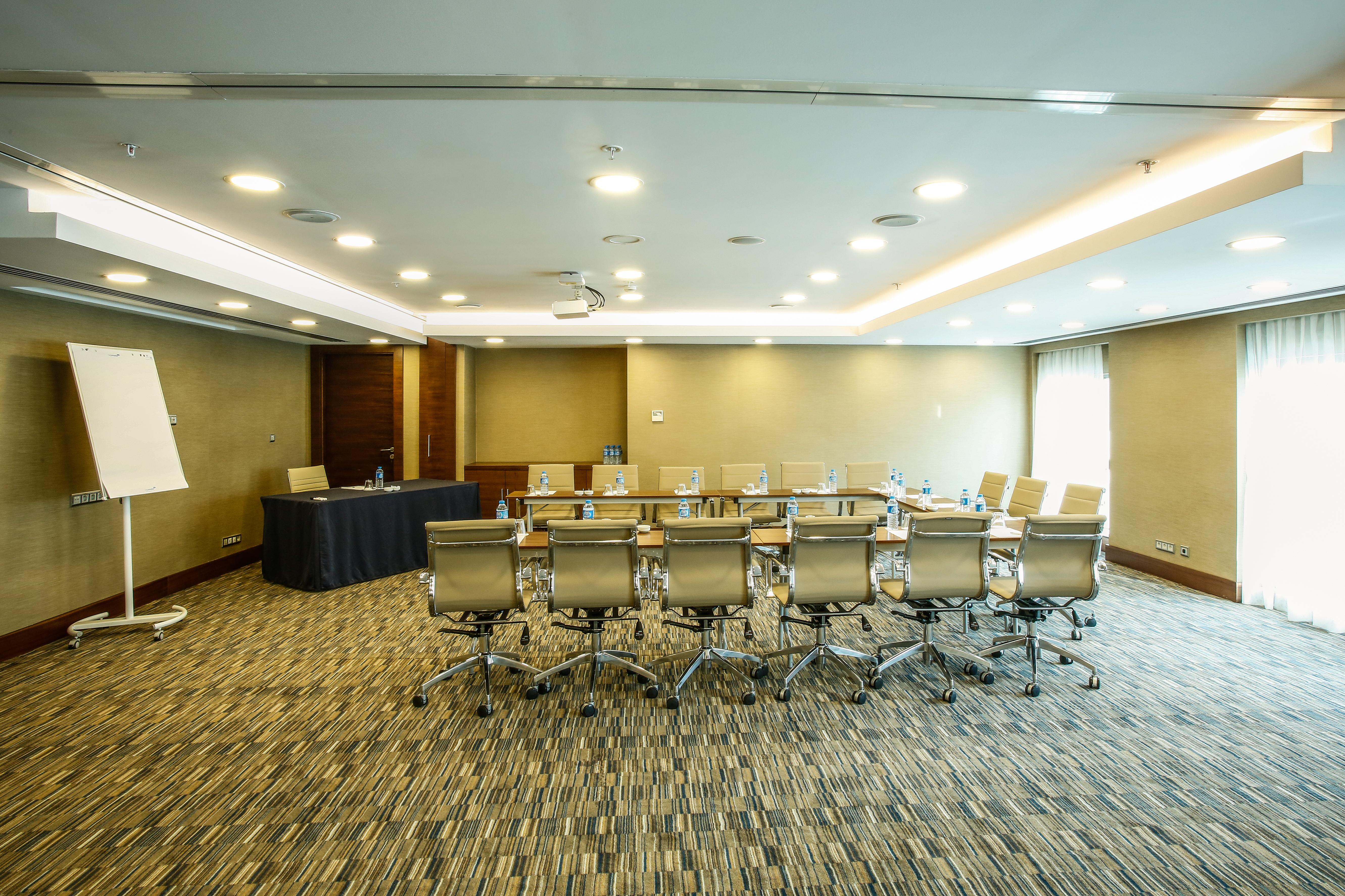Dedeman Bostanci Istanbul Hotel & Convention Center Ngoại thất bức ảnh Meeting room